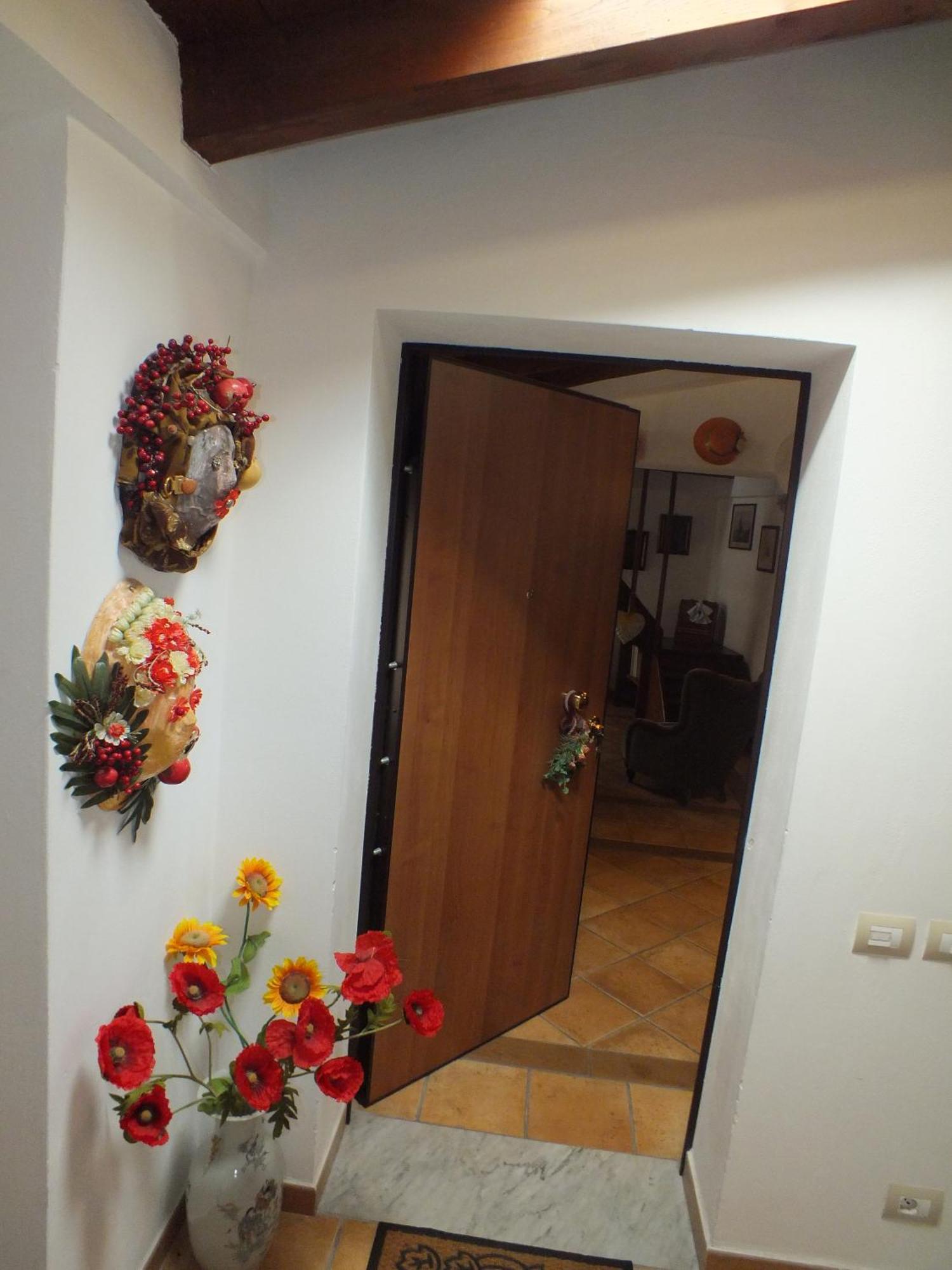 La Chicca Apartment Карара Екстериор снимка